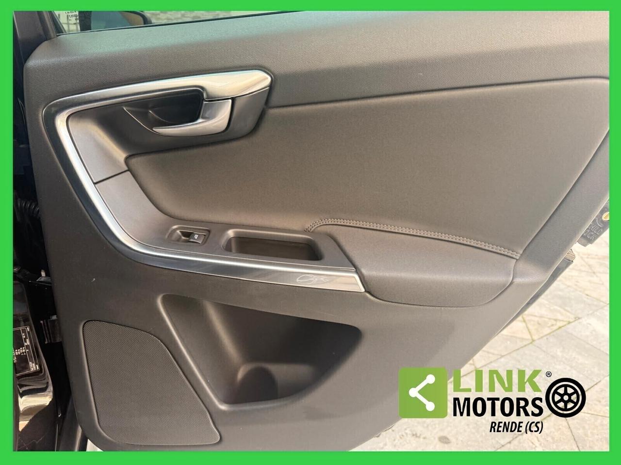 Volvo XC60 D4 180cv Geartronic Momentum 01/2014