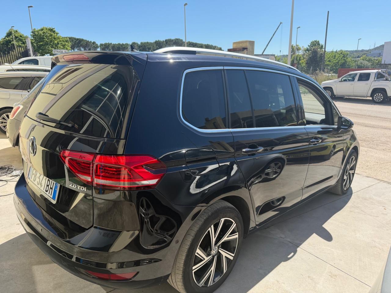Volkswagen Touran 2.0 TDI 150 CV 7 posti Perfetta 2015