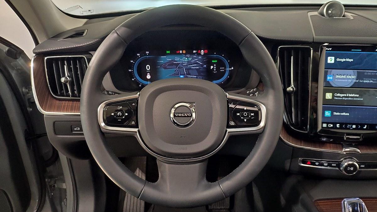VOLVO Xc60 T8 Recharge Plug-In Hybrid Awd Aut. Ultimate Dark