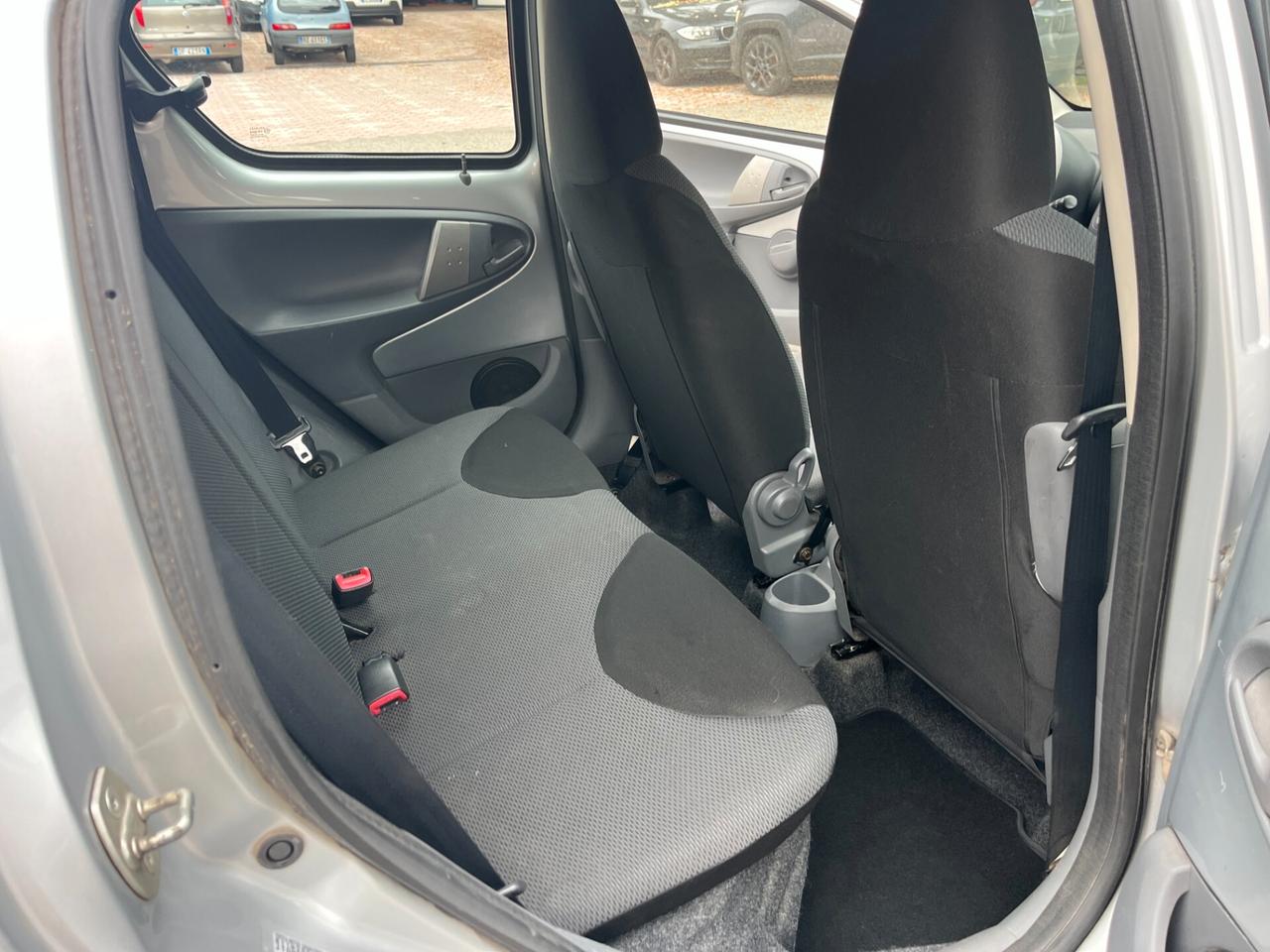 Toyota Aygo 1.0 12V VVT-i 5 porte