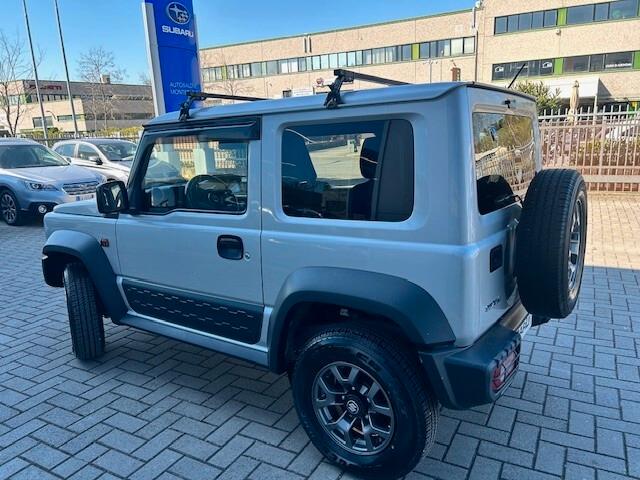 Suzuki Jimny 1.5 5MT Top
