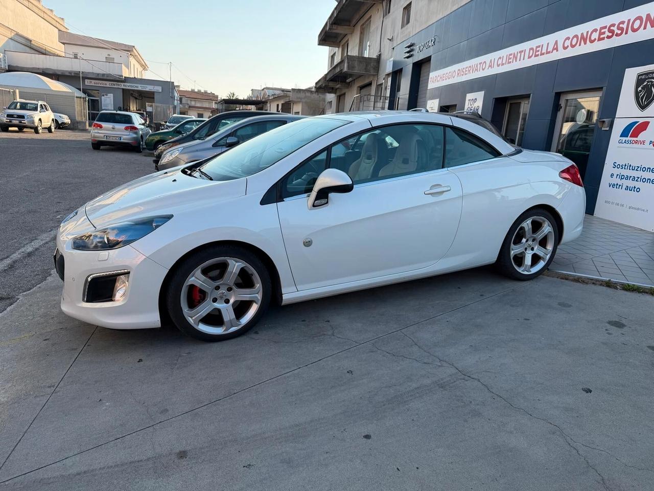 Peugeot 308 1.6 THP 156CV CC Allure Roland Garros