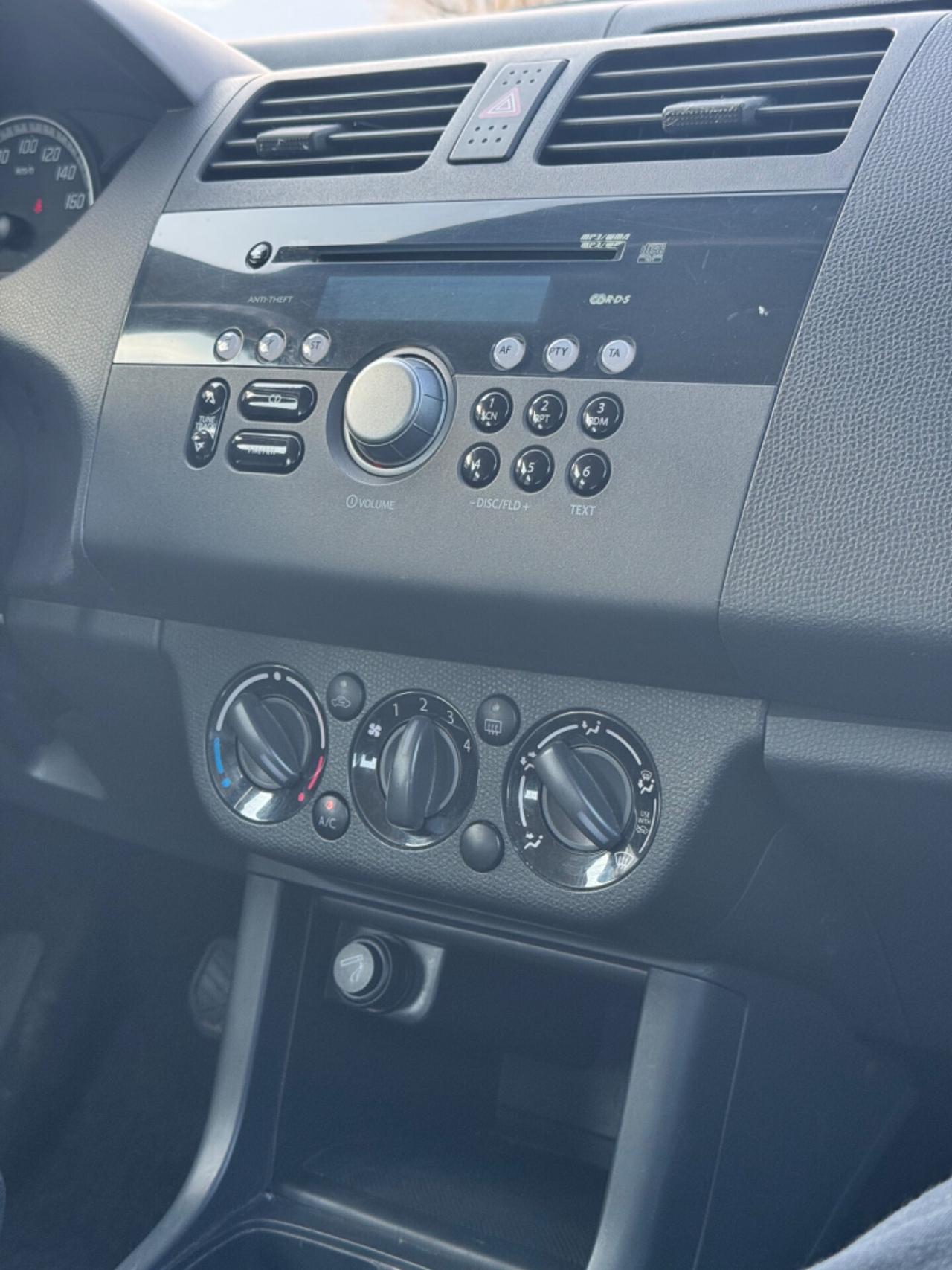 Suzuki Swift 1.3 Neopatentati CAMBIO AUTOMATICO