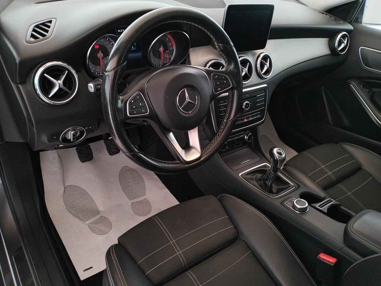 Mercedes-benz GLA 200 d Sport