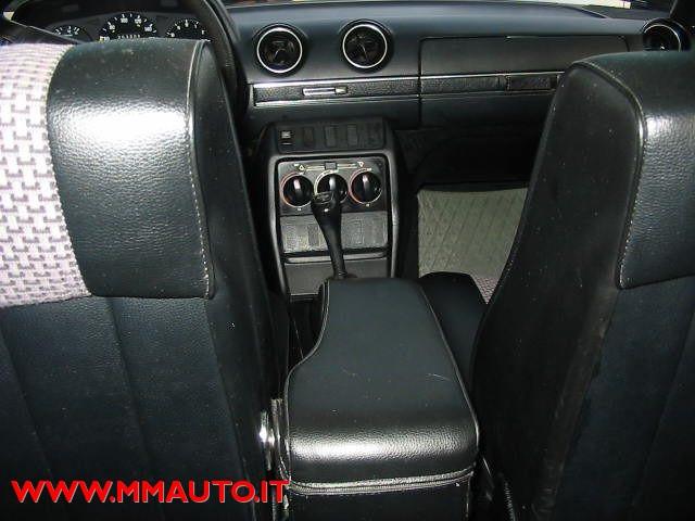 MERCEDES-BENZ 200 200 !!!!!!