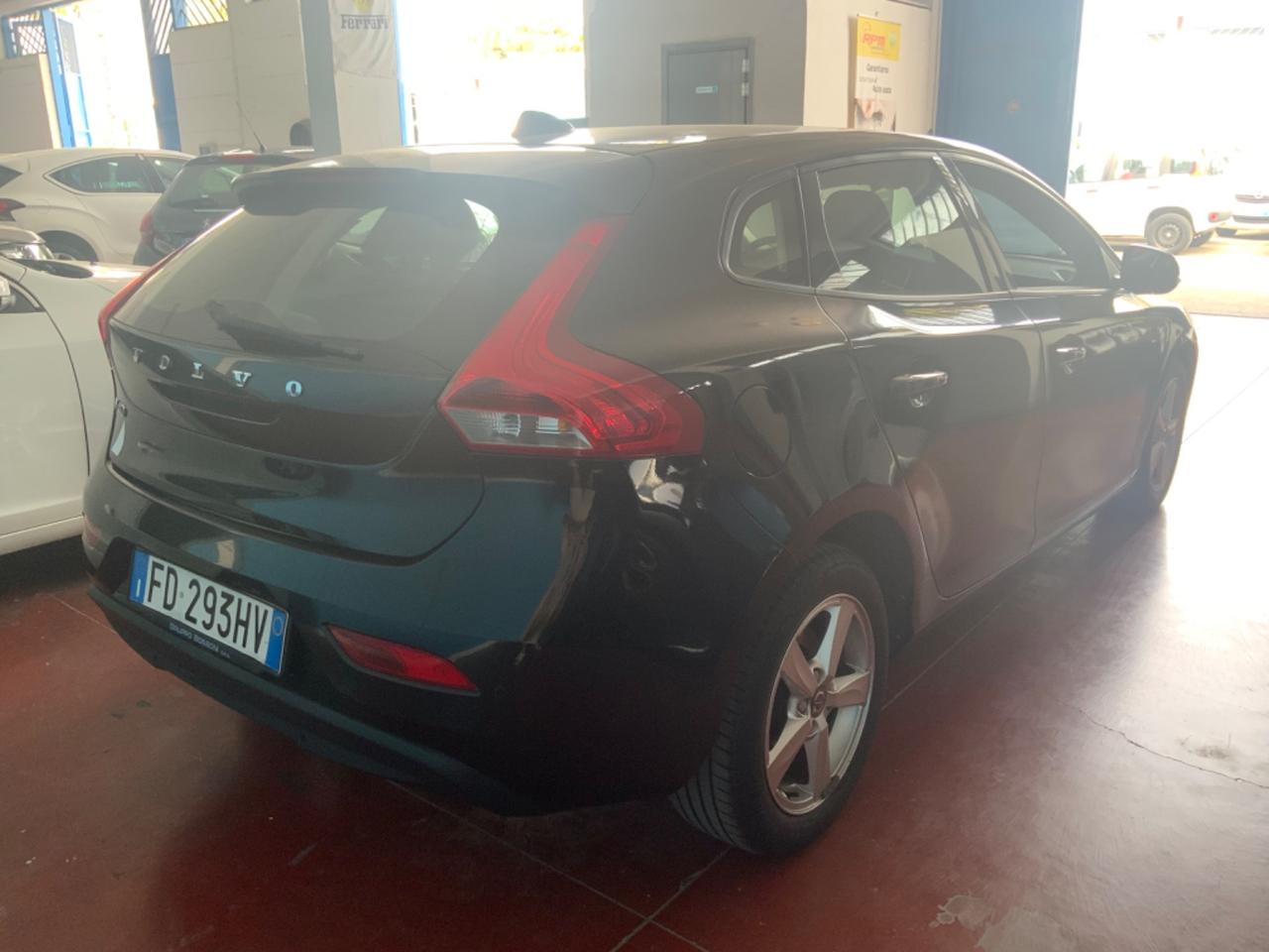 Volvo V40 D3 Momentum