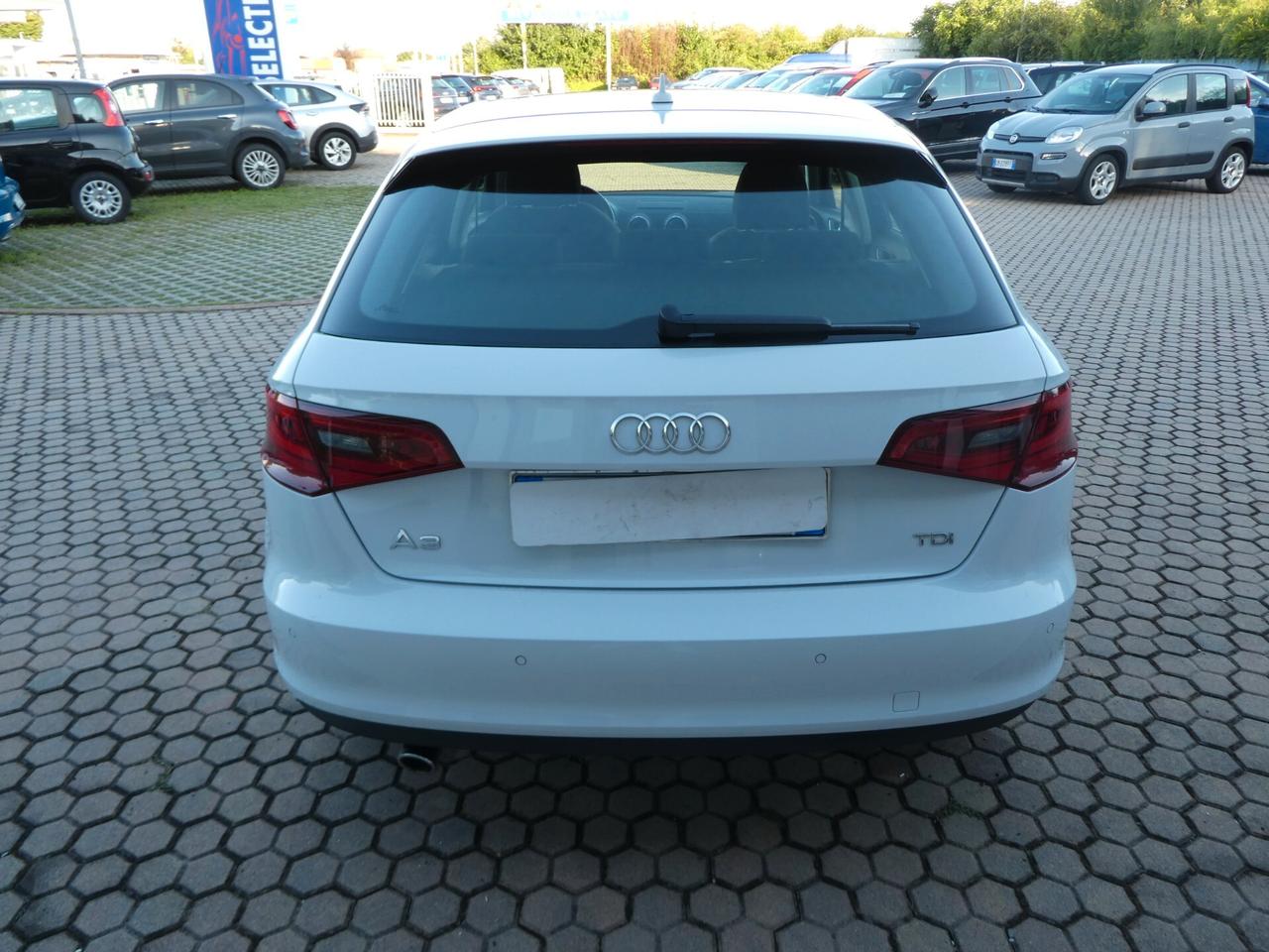 Audi A3 1.6 TDI clean diesel S tronic Ambition OK NEOPATENTATI