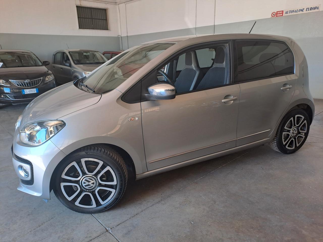 Volkswagen up! 1.0 75 CV 5p. high