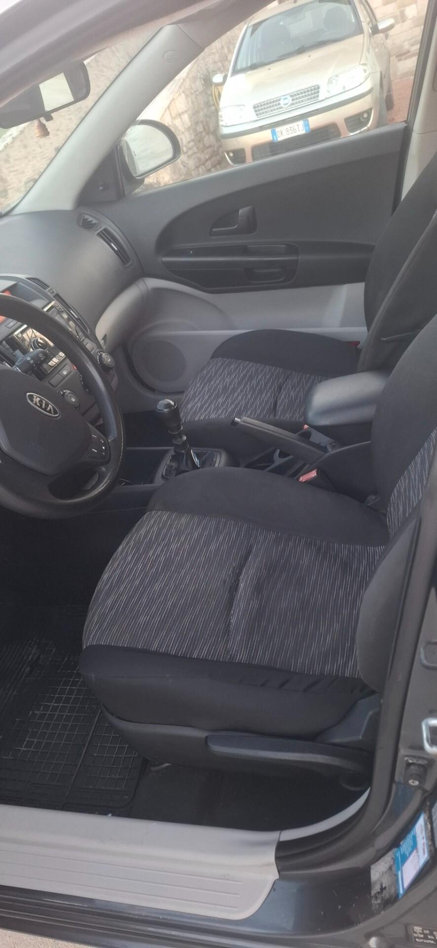 Kia Ceed cee'd 1.6 CRDi VGT 90CV 5p. LX