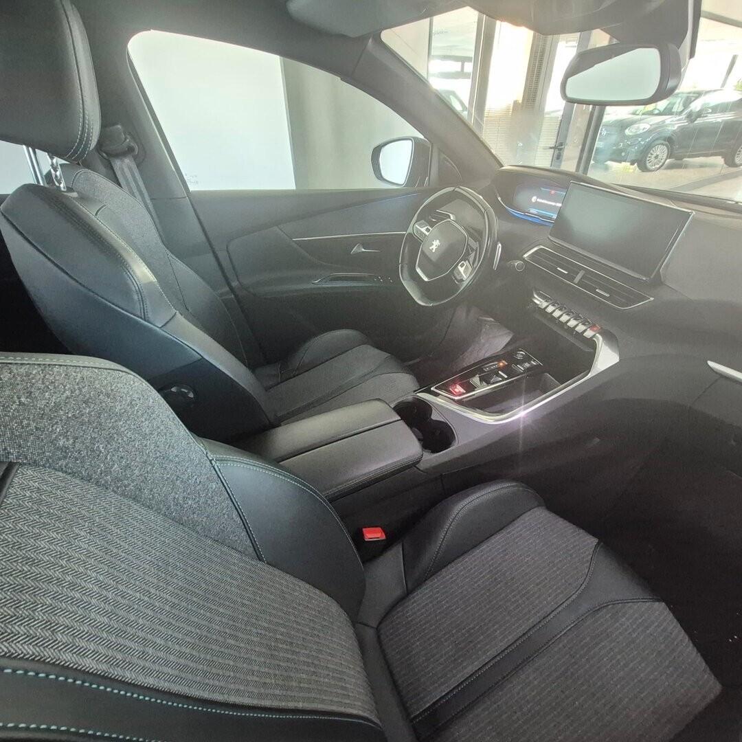 Peugeot 3008 BlueHDi 130 S&S Allure