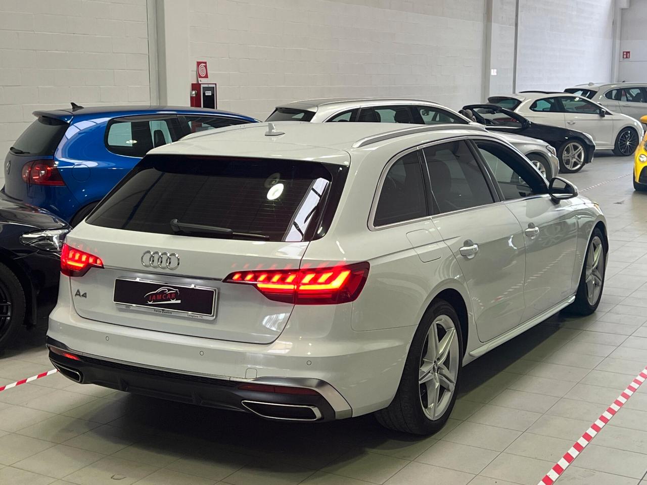 Audi A4 Avant 35 TDI/163 CV S tronic line