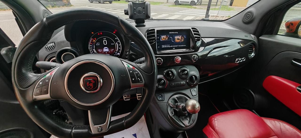 Abarth 500 1.4 Turbo T-Jet Custom LPG