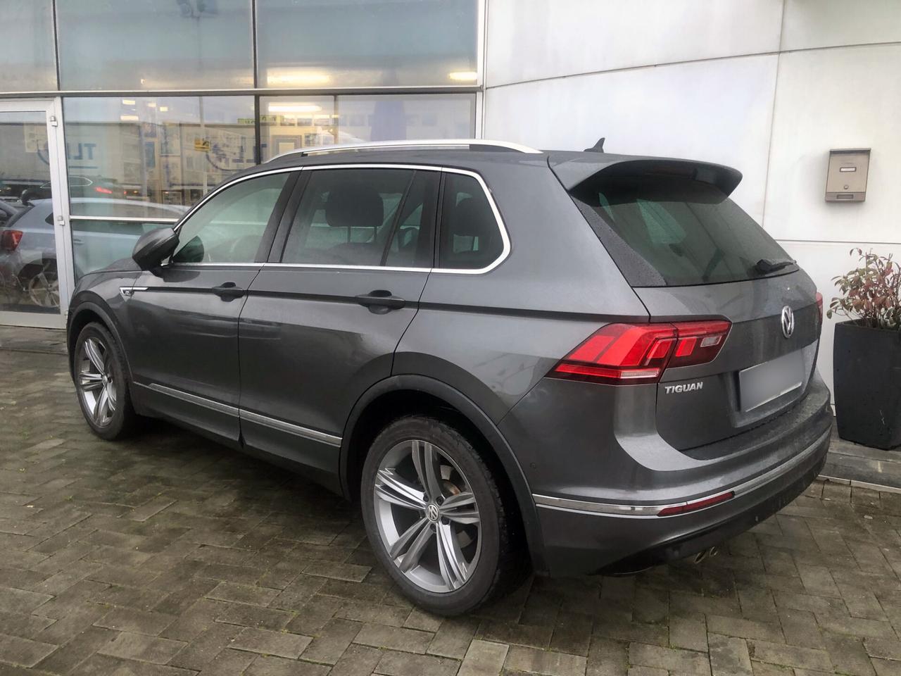 Volkswagen Tiguan 2.0 TDI SCR DSG Sport BlueMotion Technology R-Line