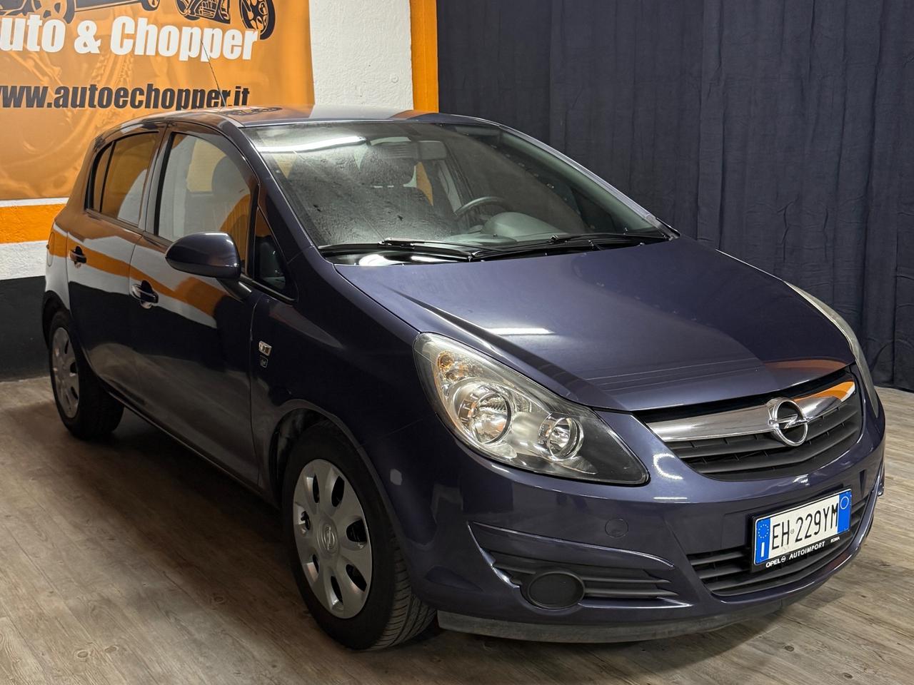 SPETTACOLARE OPEL CORSA 111 ANNIVERSARIO CON 72.498 KM