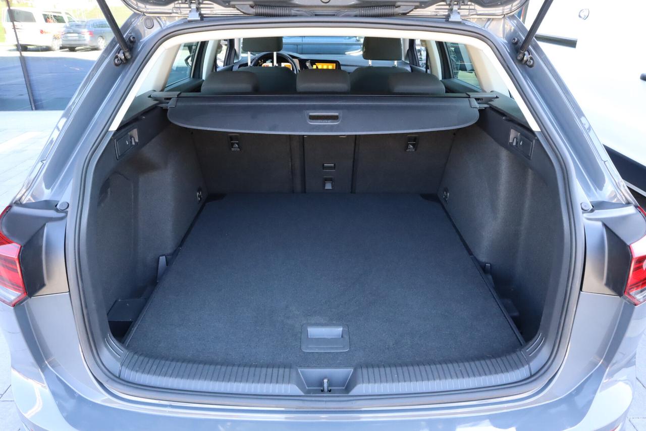 Volkswagen Golf Variant 2.0 TDI LIFE DSG LED