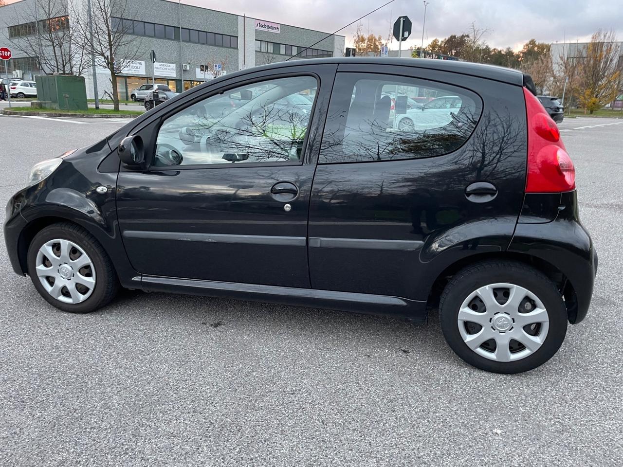 Peugeot 107 1.0 68CV 5p. Plaisir*SOLO 57000 Km *