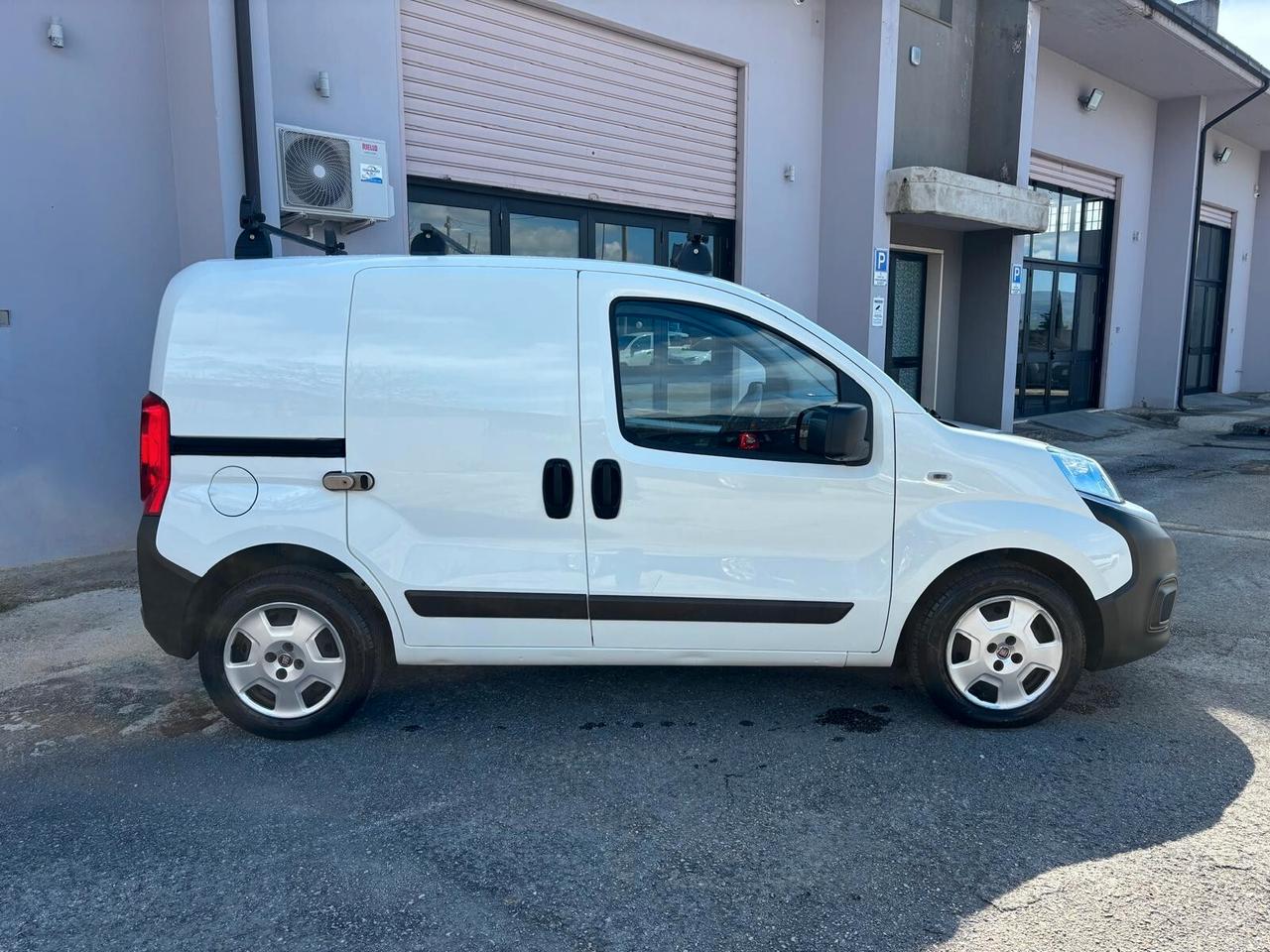 Fiat Fiorino 1.3 MJT 95CV Cargo SX
