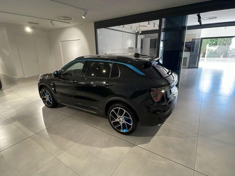 Lynk & Co 01 01 1.5 192KW PHEV DCT 6.6 KW OBC