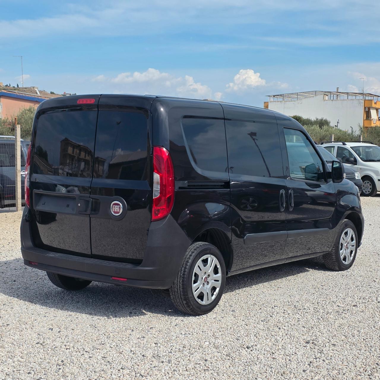 Fiat Doblò 1.6 3 POSTI