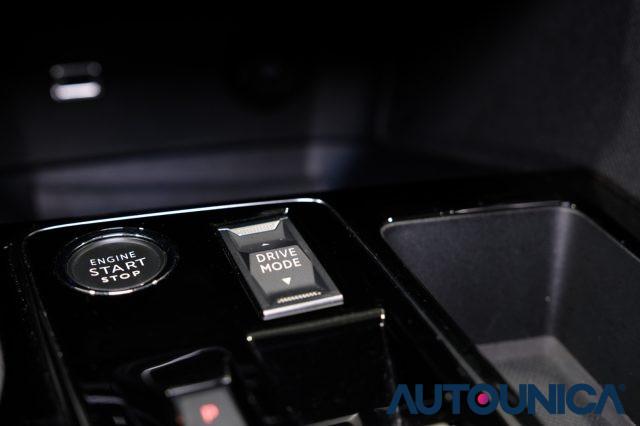 PEUGEOT 3008 Hybrid4 300 E-EAT8 ALLURE PACK FULL LED