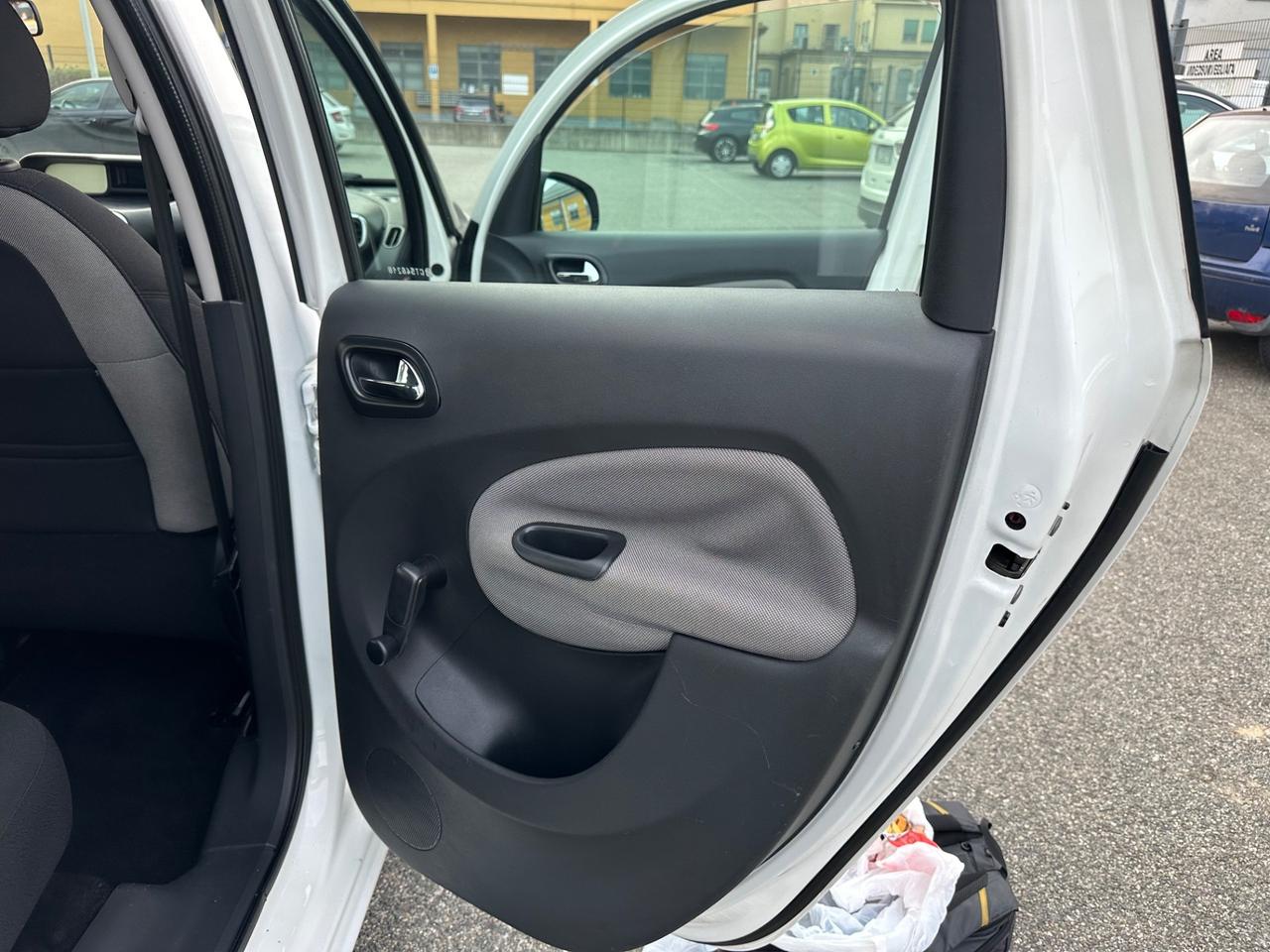 Citroen C3 Picasso 1.4 VTi 95 GPL della casa fino 2033