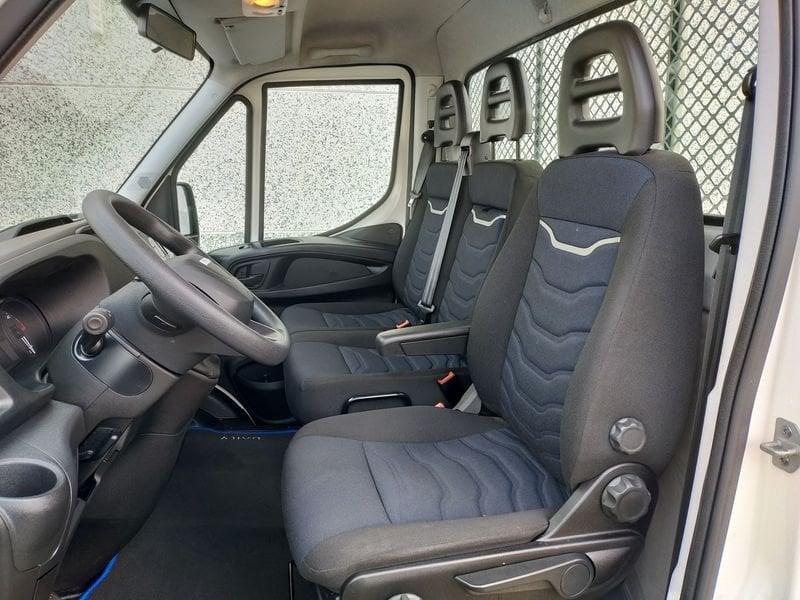 Iveco Daily Daily 35S12 2.3 HPT 3750 Cassone +4 Metri Ruote Sing.