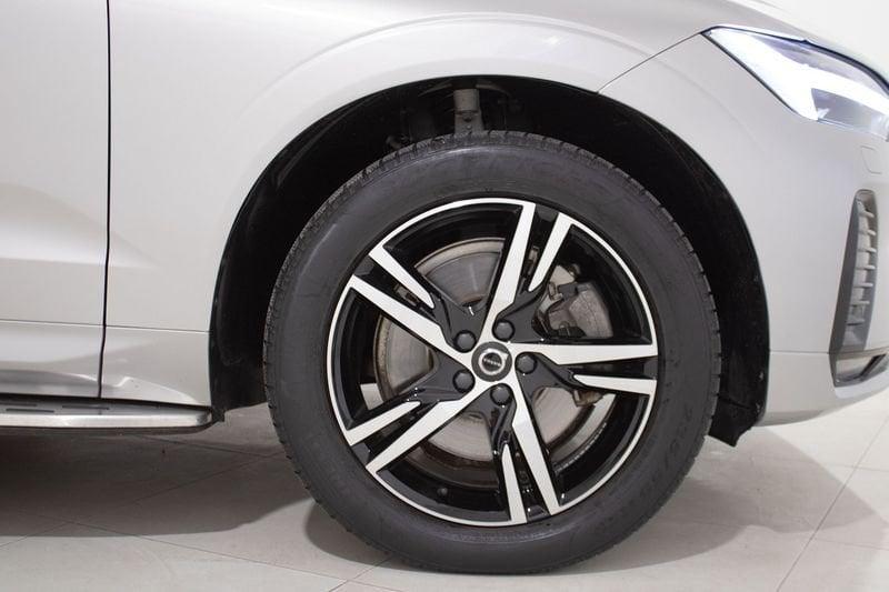 Volvo XC60 XC60 B5 (d) AWD Geartronic R-design