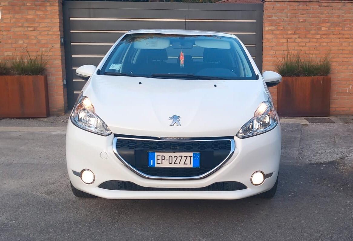 Peugeot 208 1.4 HDi Neop2014 103000km Trattabile