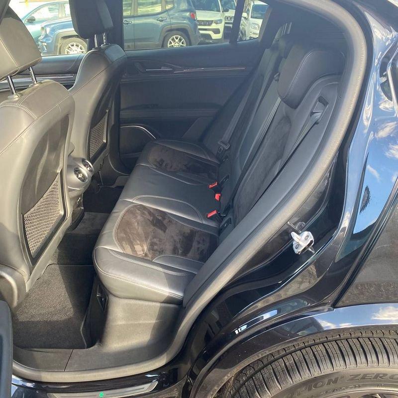 Alfa Romeo Stelvio 2.9 Bi-Turbo V6 510 CV AT8 Quadrifoglio