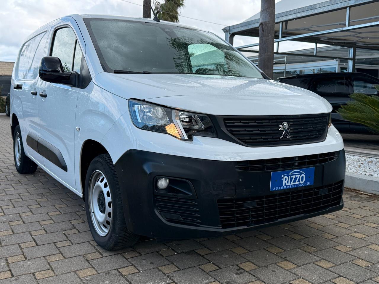 Peugeot Partner 1.5BlueHDi 100 3 POSTI NAVI Furgone Maxi L2 + IVA