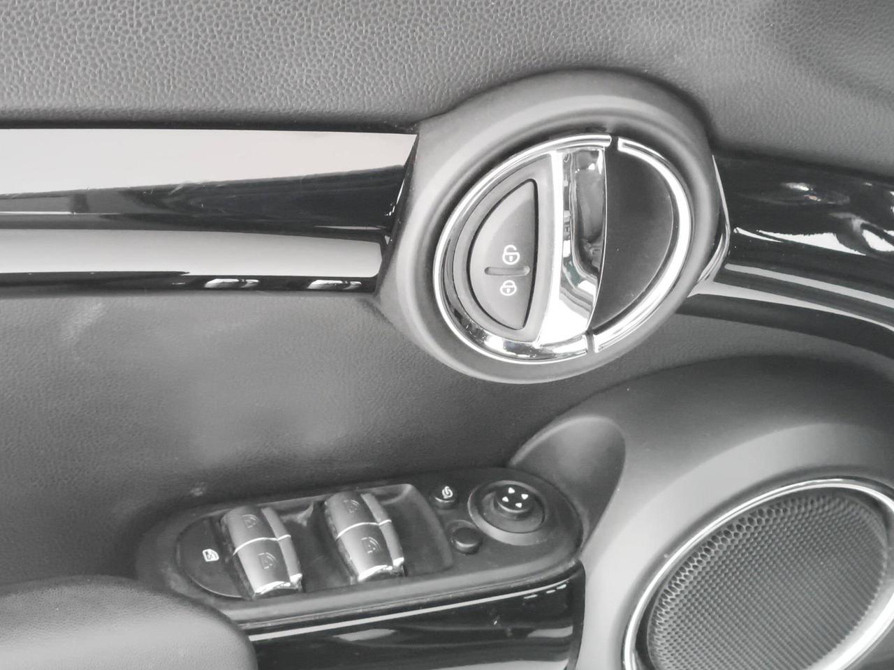 MINI Mini Cooper D 5 Porte