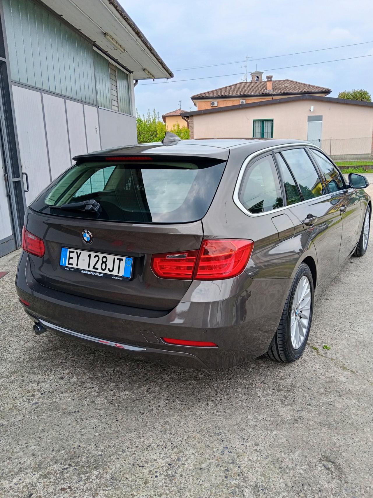 Bmw 318d Touring Luxury Automatica