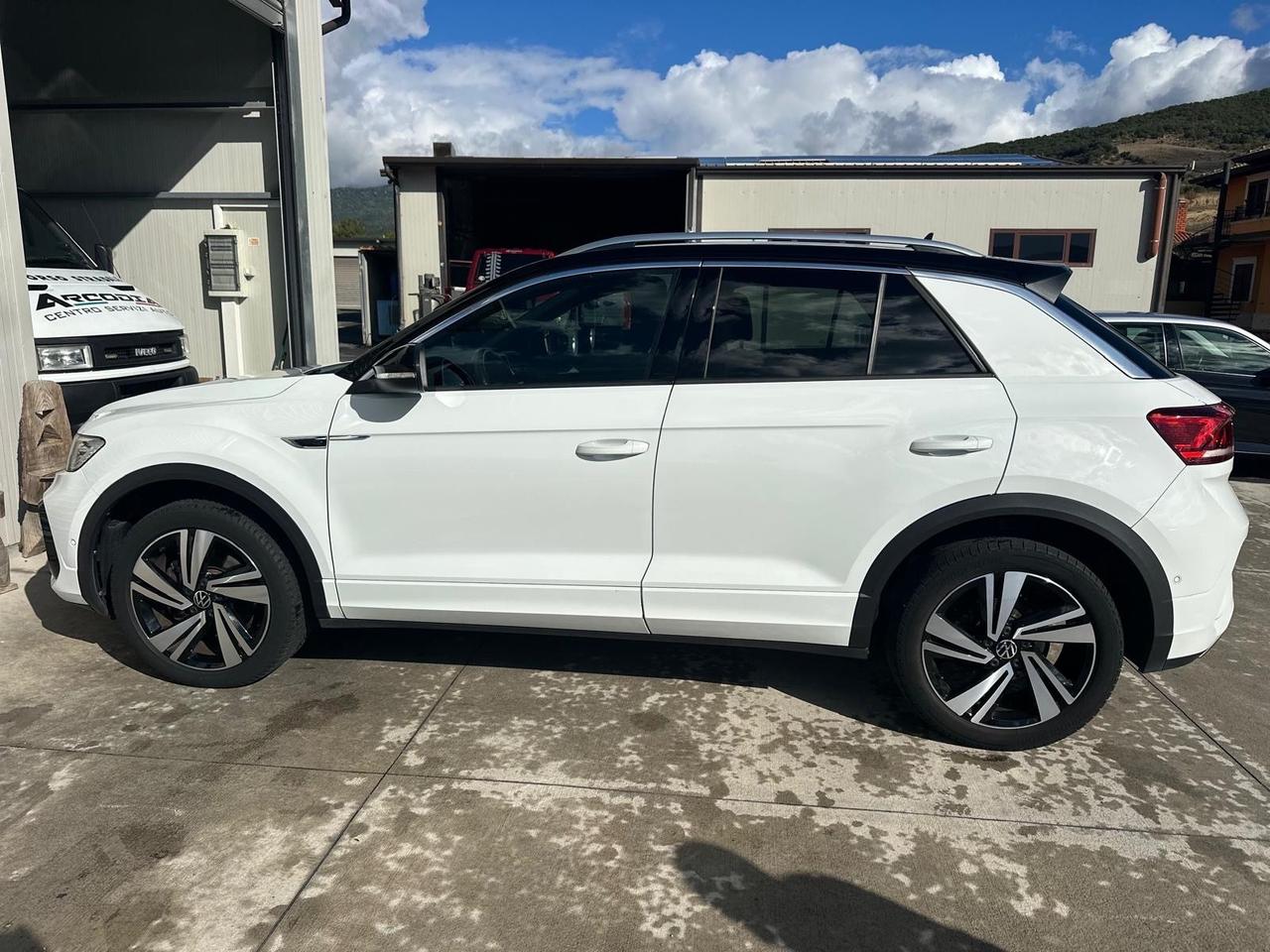 Volkswagen T-Roc 2.0 TDI SCR 150 CV DSG 4MOTION R-Line