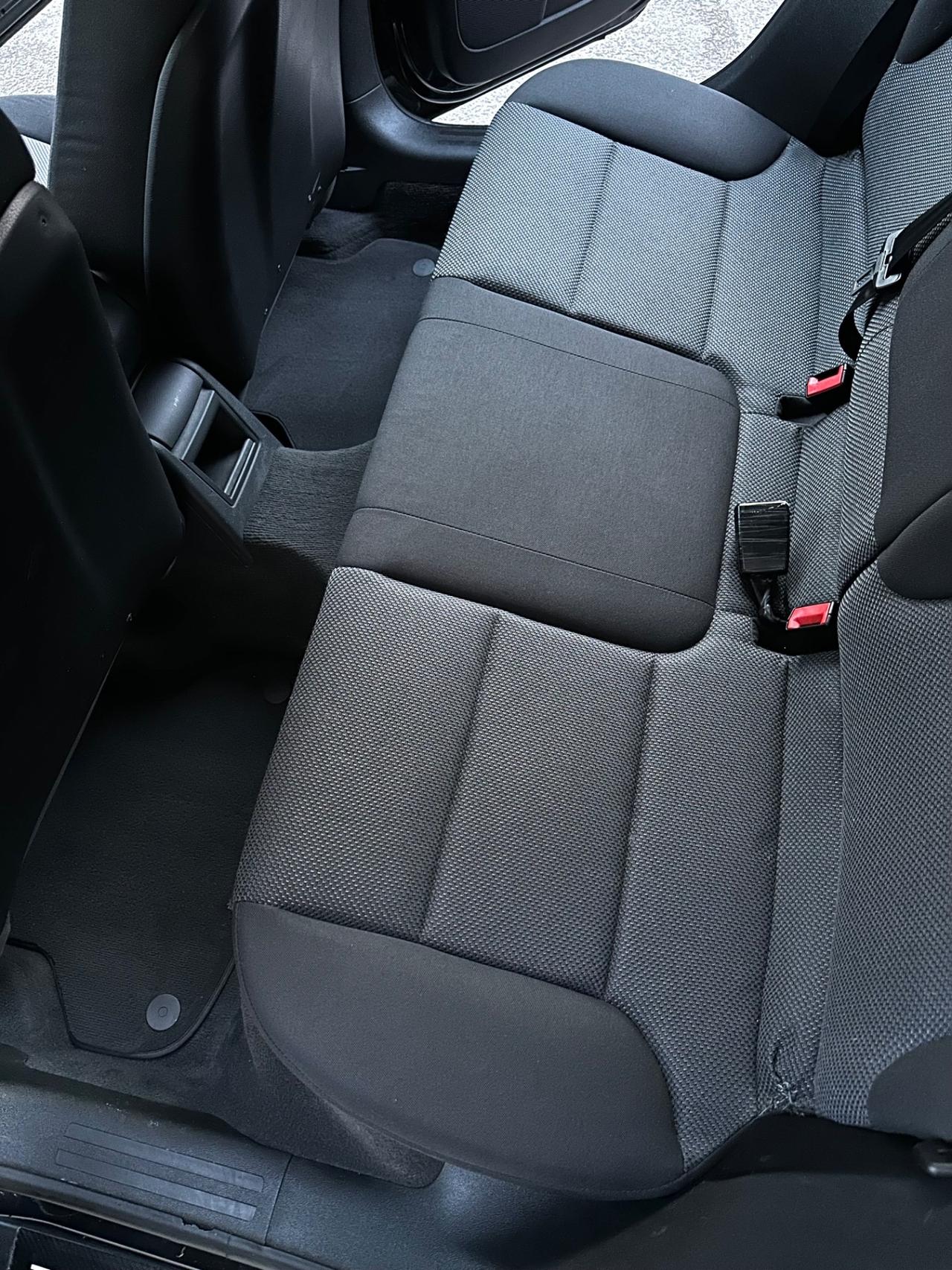 Audi A3 SPB 1.6 TDI 105cv CR Attraction