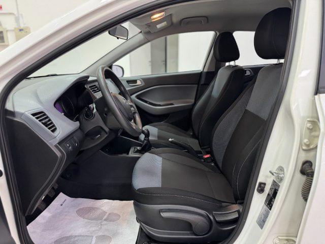 HYUNDAI i20 1.2 5 porte Connectline