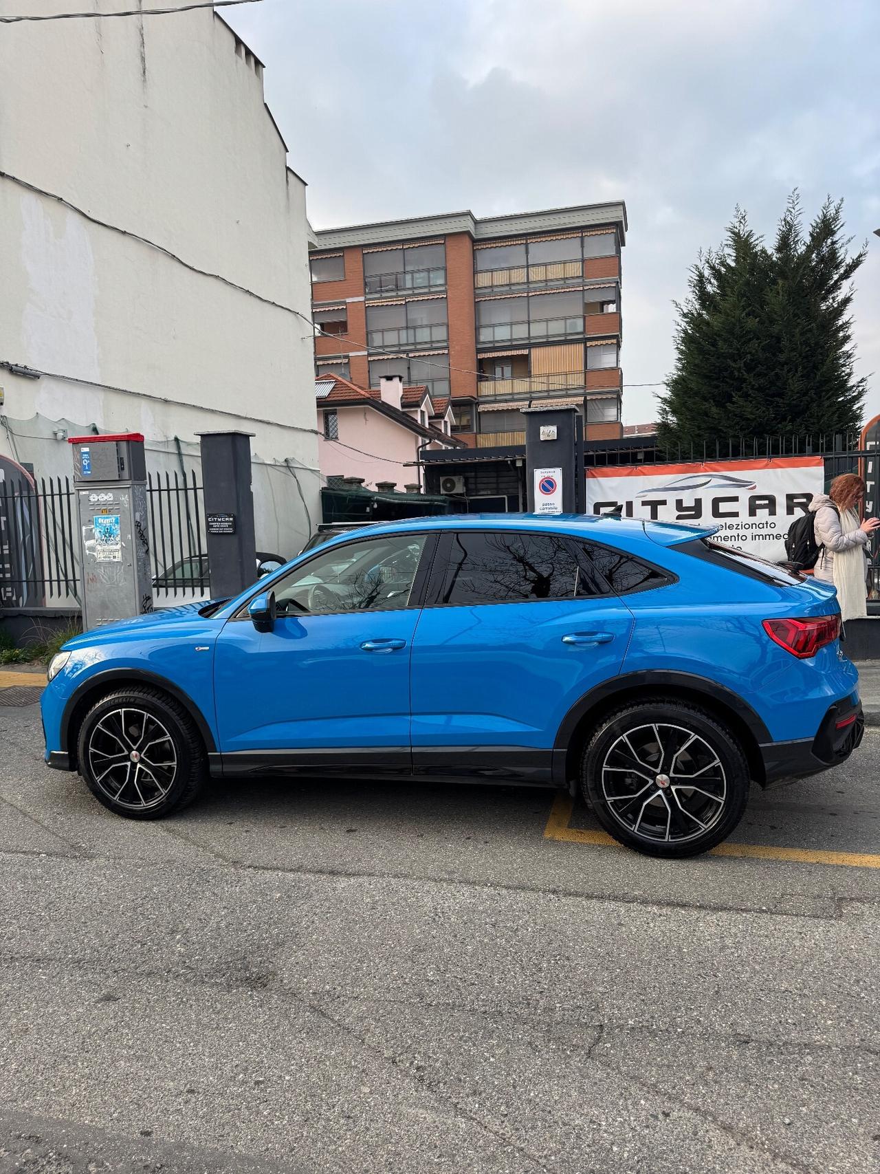 Audi Q3 Sportback 2.0 TDI S line edition Blu Turbo