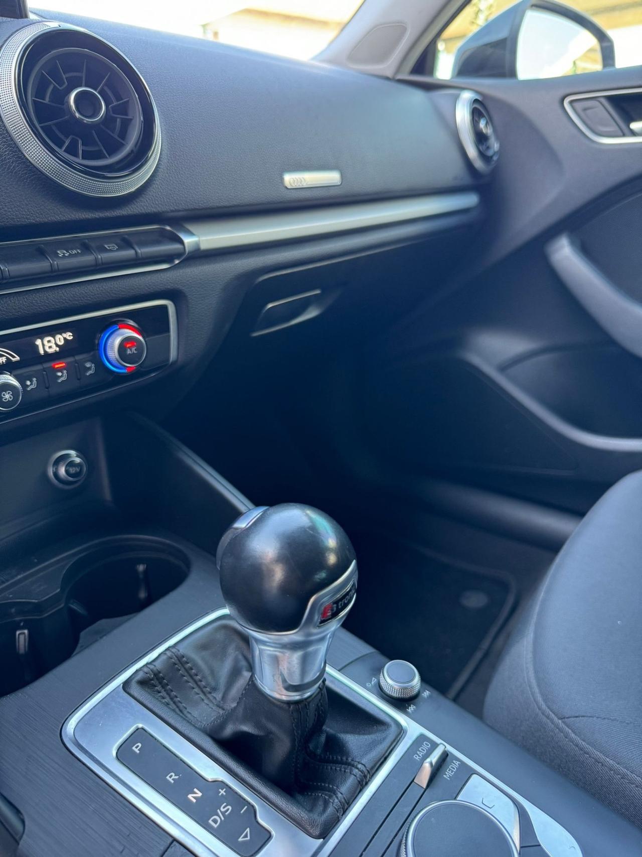 Audi A3 SPB 30 TDI S tronic 1.6 TDI 116CV NUOVA