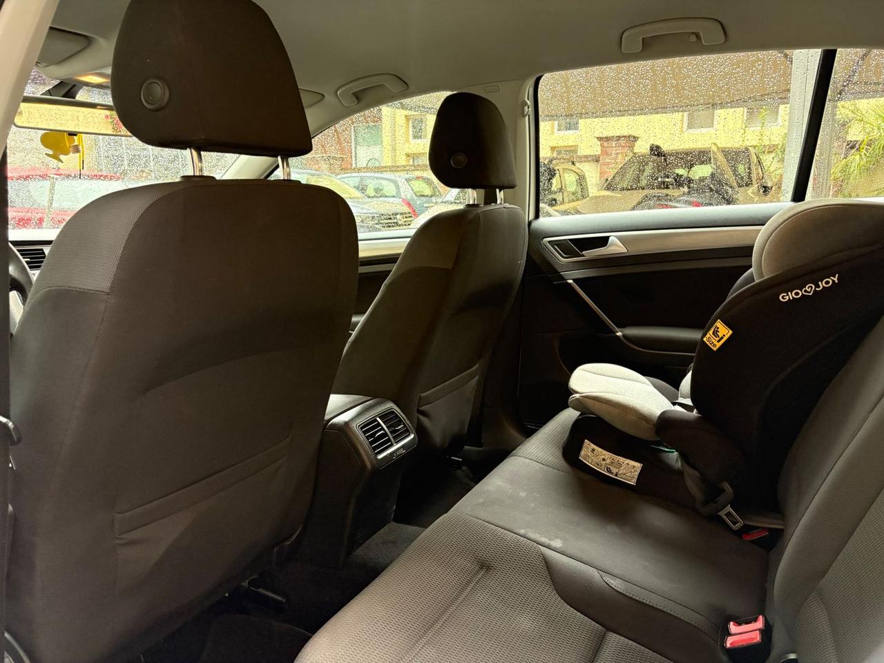 Volkswagen Golf 1.6 TDI Bluemotion #7595