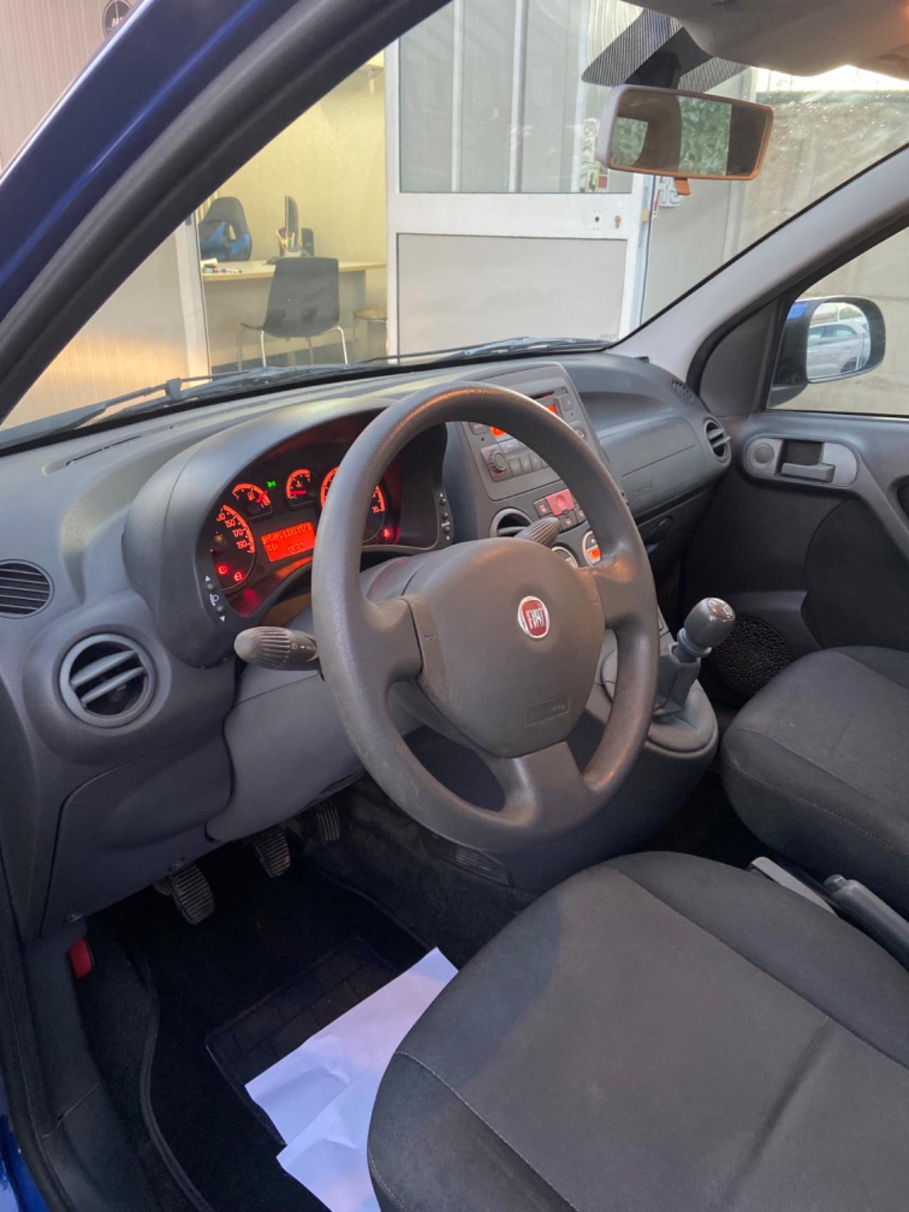 Fiat Panda 1.2 Emotion 69cv 2010 garanzia 12/24