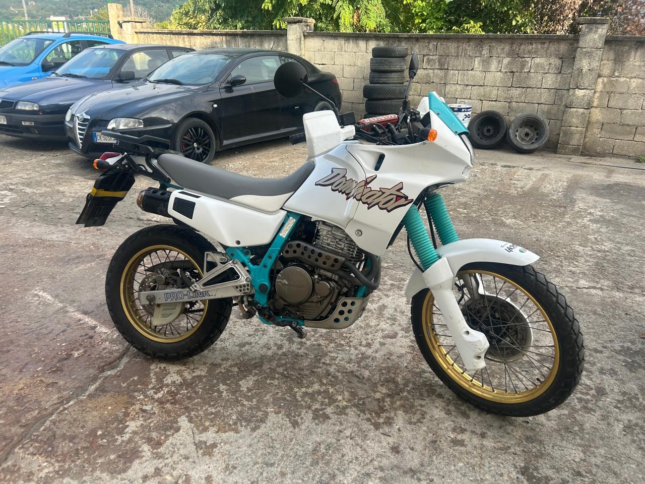 Honda NX 650 Dominator