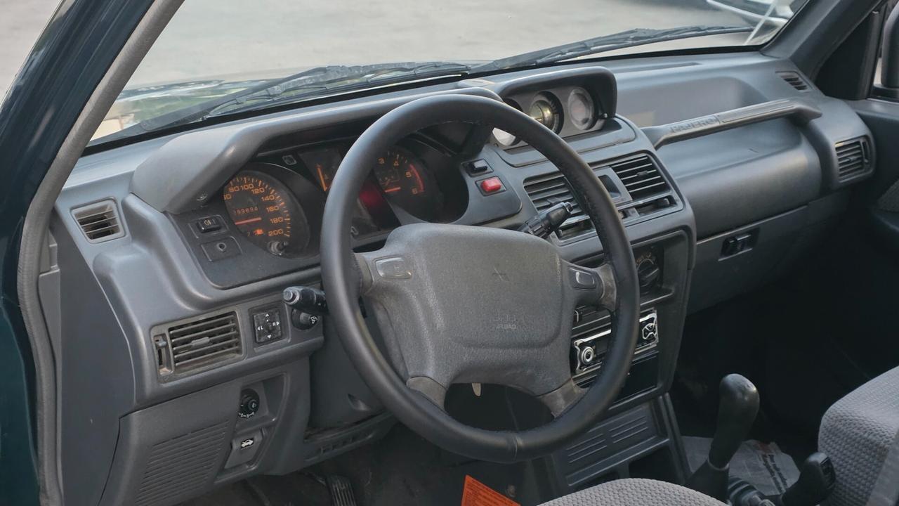 Mitsubishi Pajero 2.5 TDI GLS