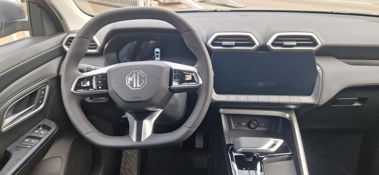 Mg ZS Hybrid+ Luxury PREZZO REALE