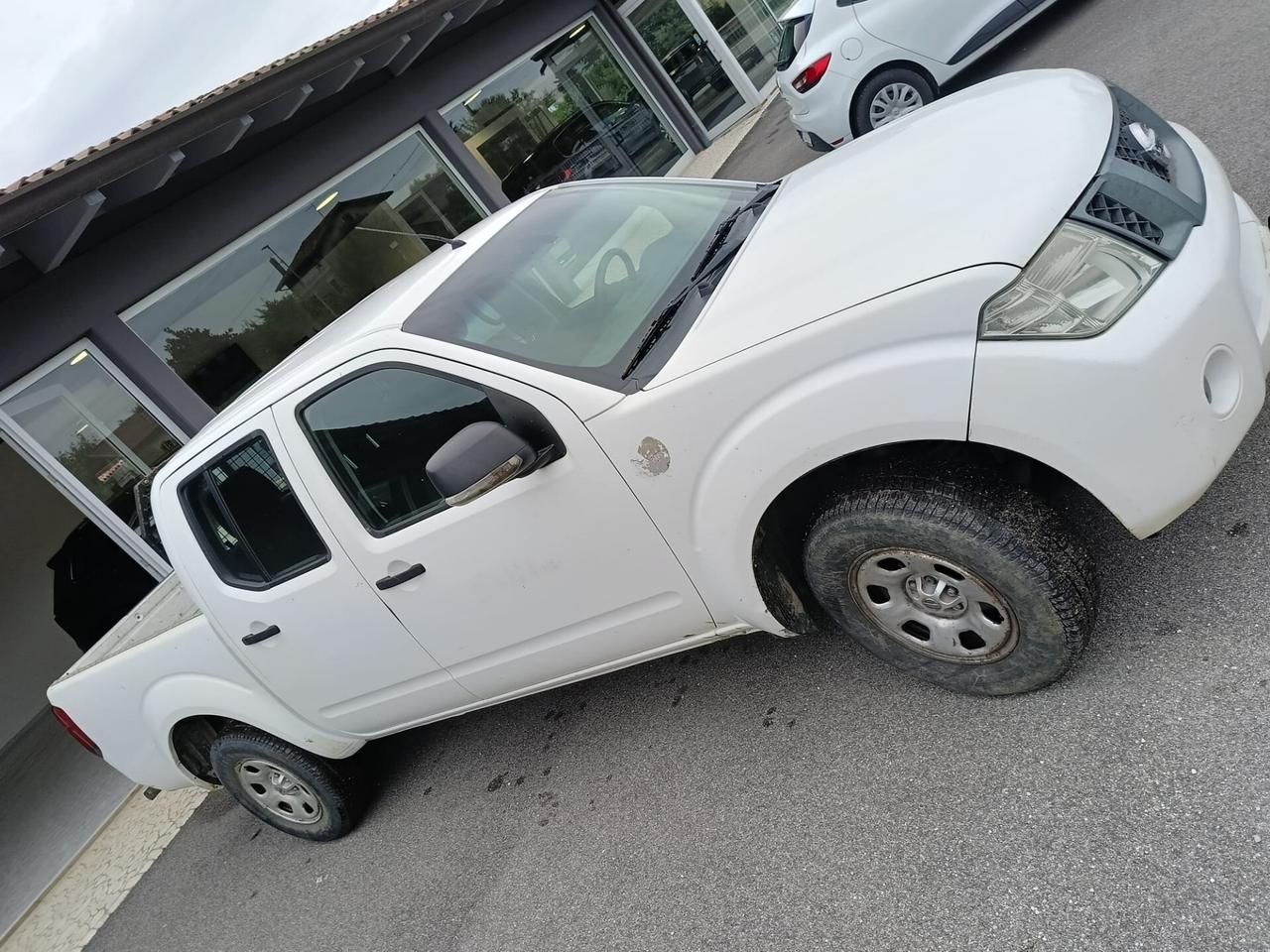 Nissan Navara 2.5 dCi 190CV 2 porte King Cab XE