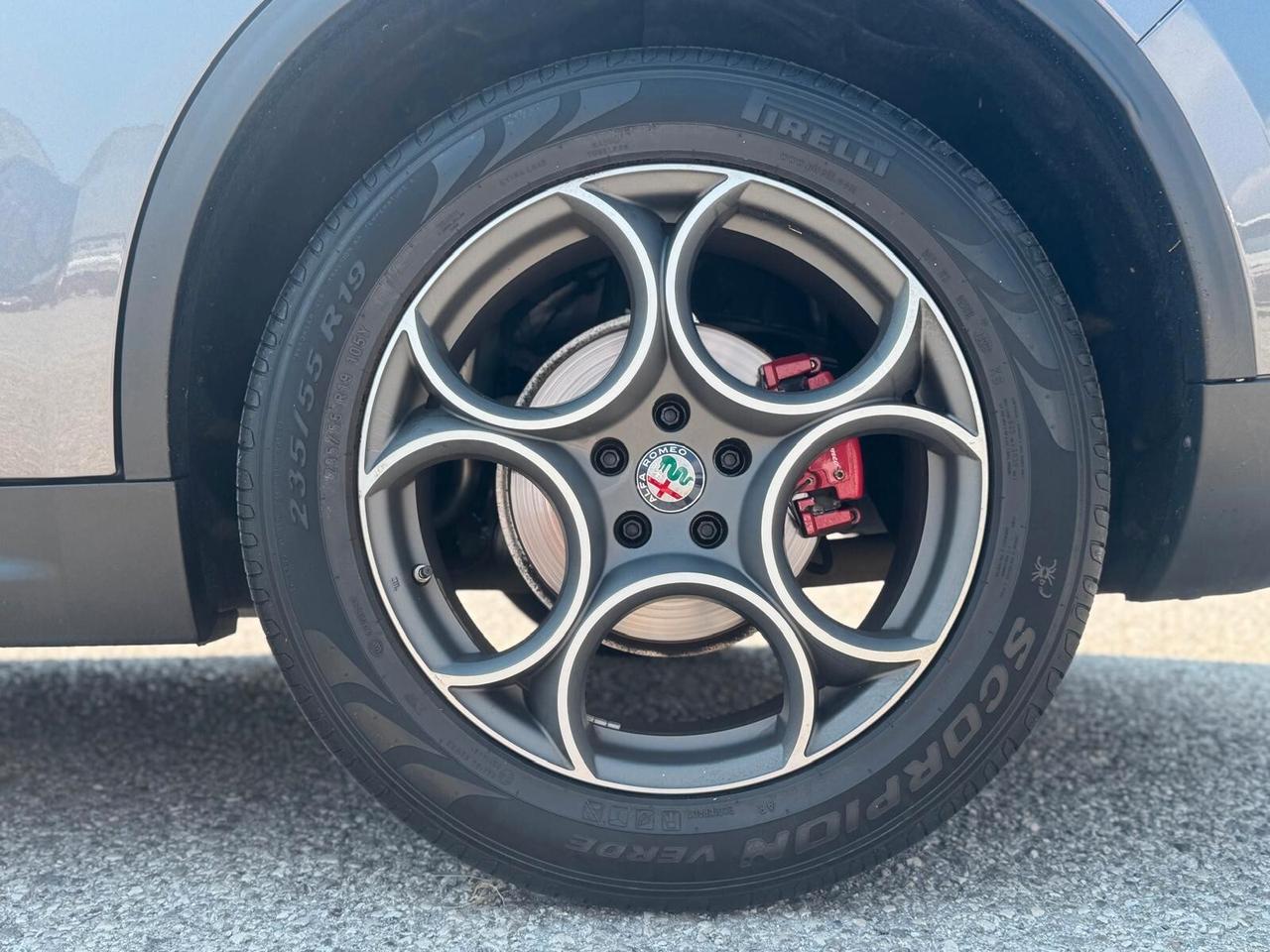 Alfa Romeo Stelvio 2.2 Turbodiesel 210 CV AT8 Q4 Business