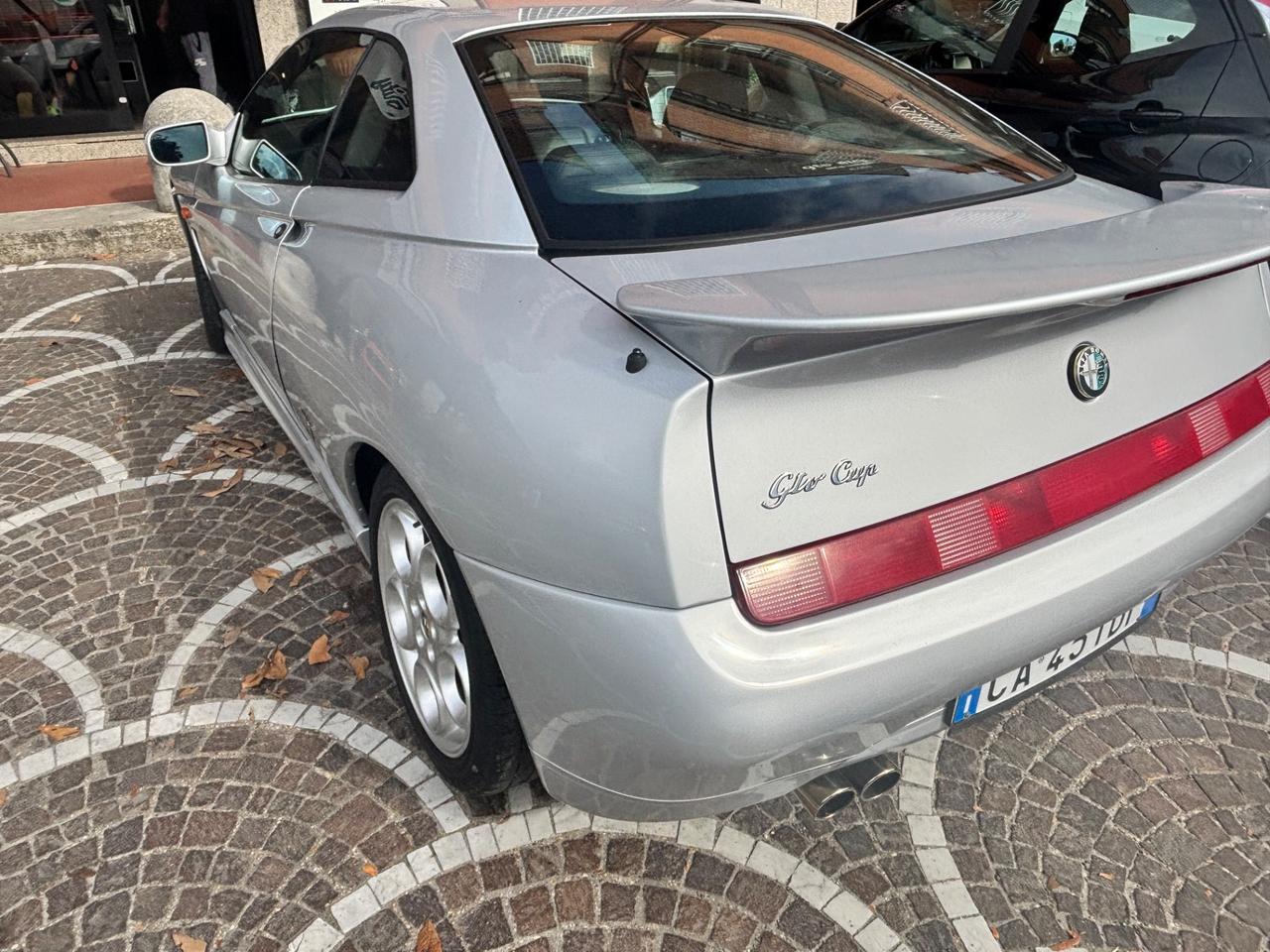 Alfa Romeo GTV 2.0i 16V Twin Spark cat L Cup