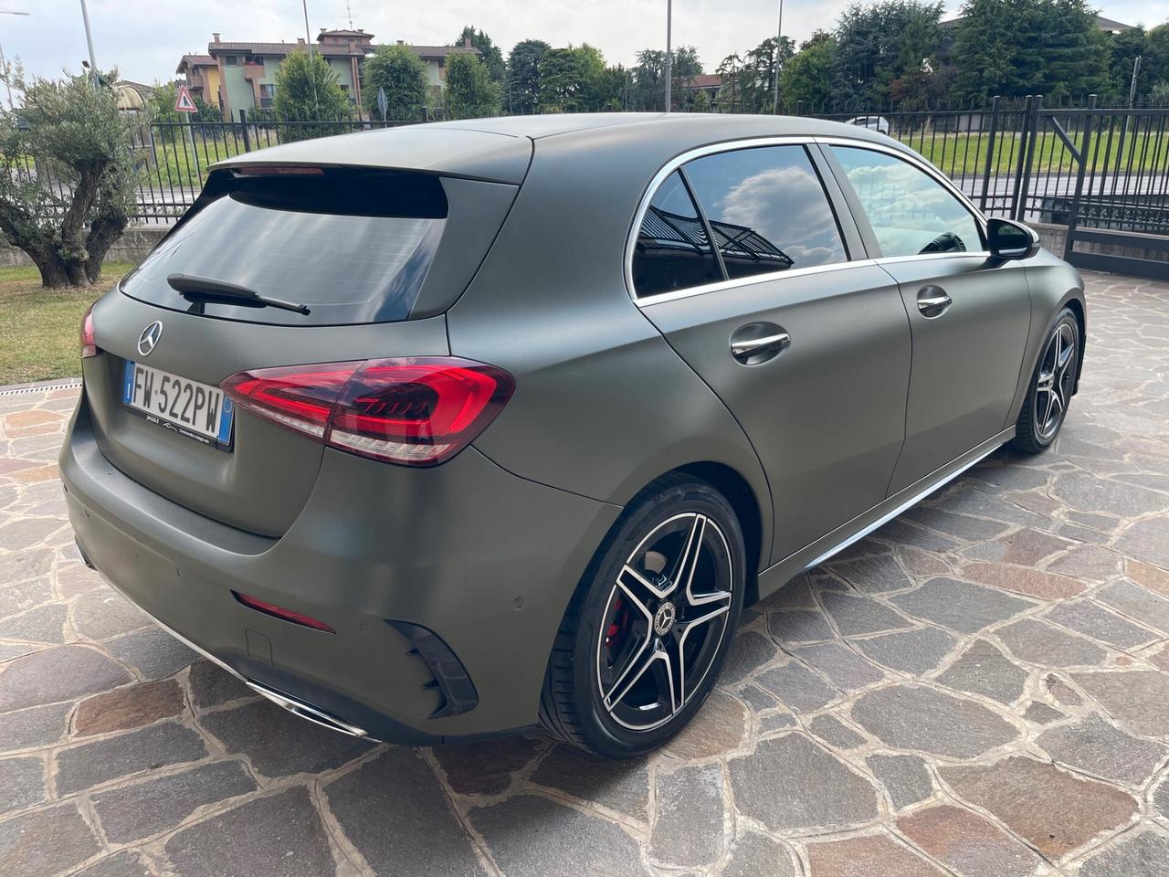 Mercedes-benz A 180 Automatic Premium AMG