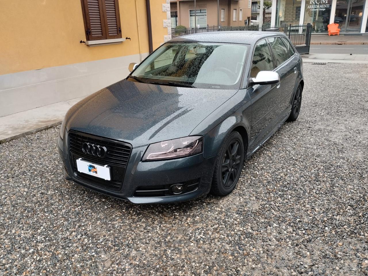 Audi A3 1.6 TDI 105 CV CR Attraction