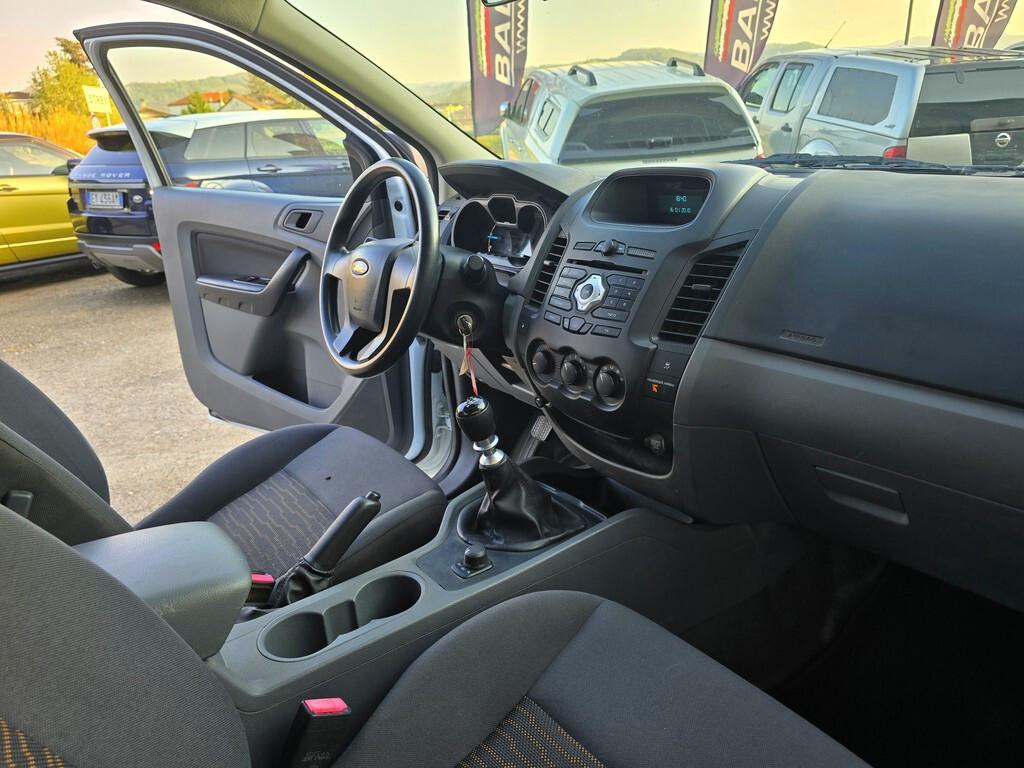 Ford Ranger 2.2 TDCi Super Cab XL CON SOLO 38000 KM!