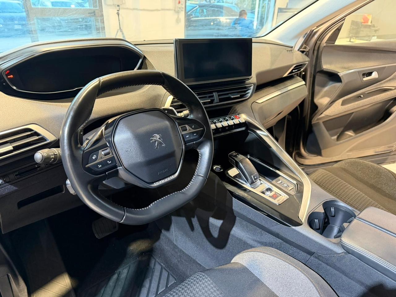 Peugeot 3008 BlueHDi 130 S&S EAT8 Business