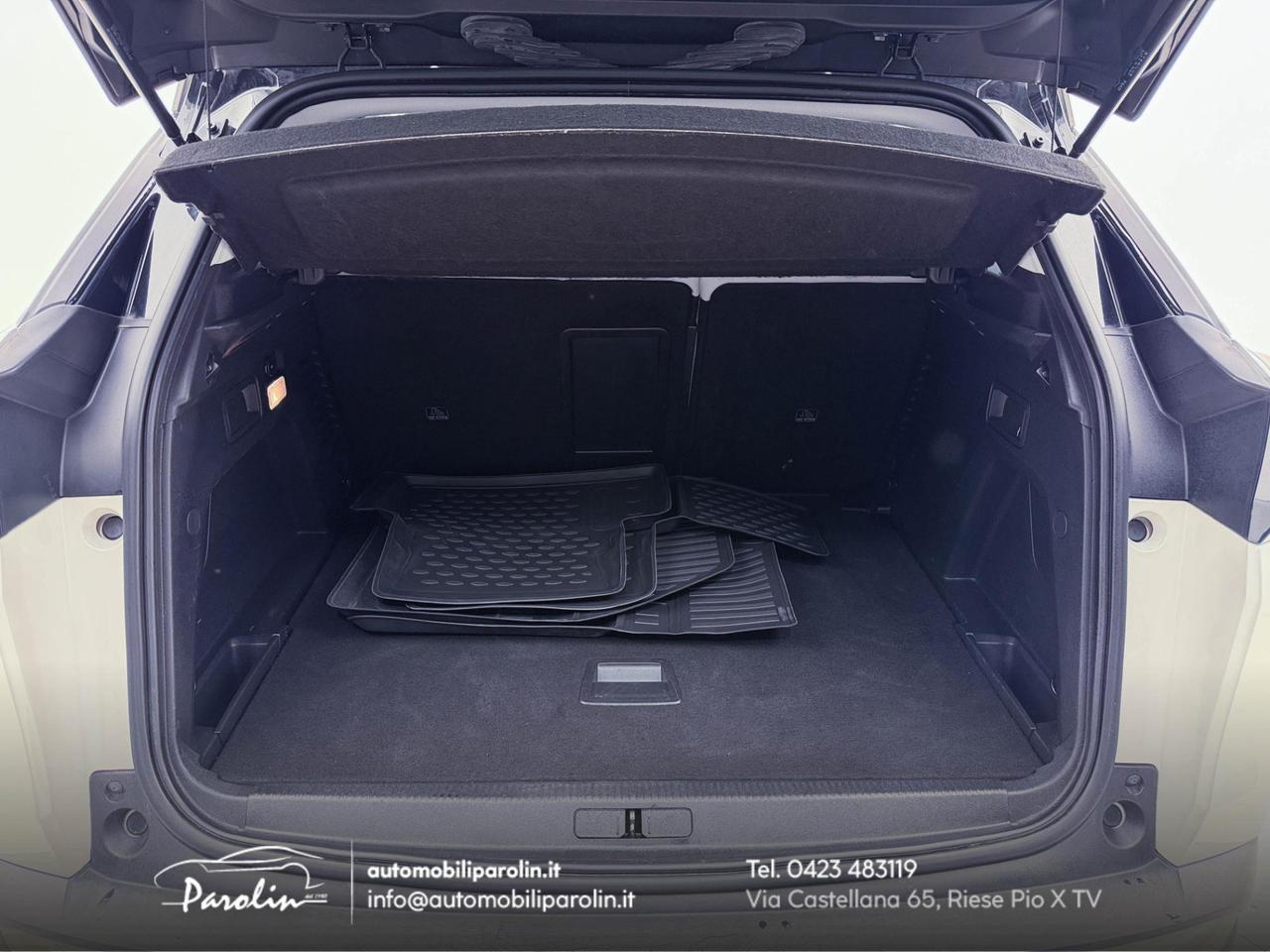 Peugeot 3008 3008 1.5 bluehdi Allure EAT8 1 prop. Grip Control